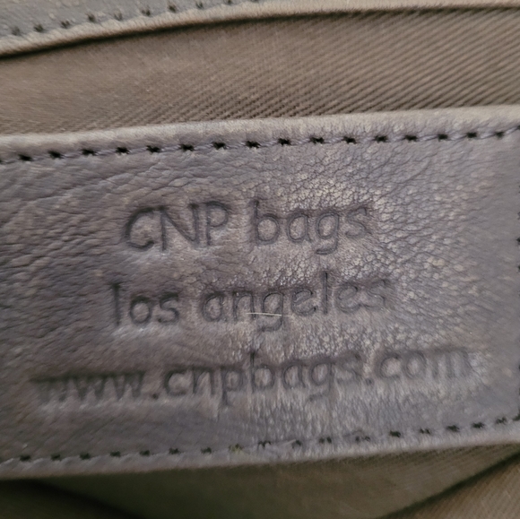 CNP Cut N' Paste LA cross body leather bag - Picture 4 of 6